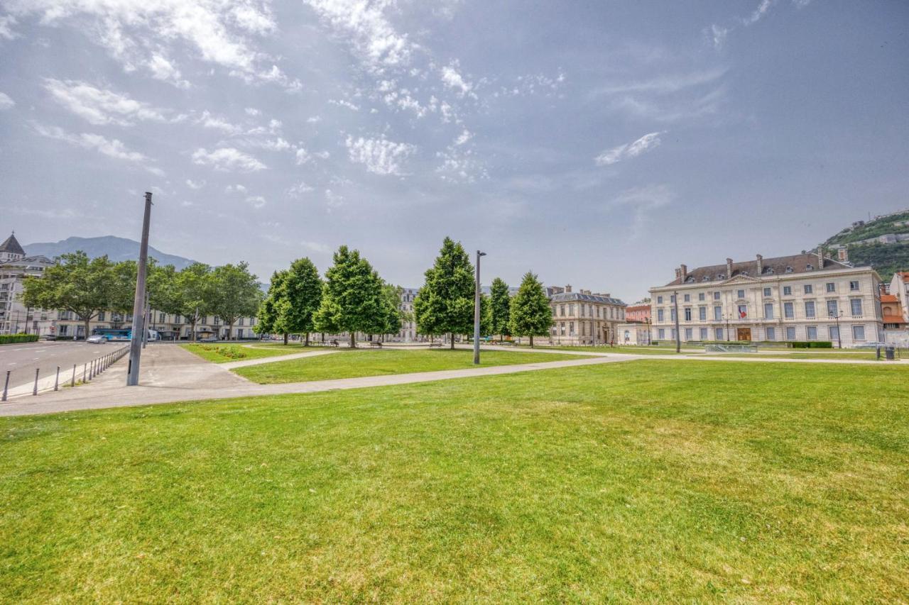 Libertad - Verdun Grenoble Luaran gambar